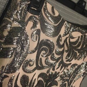 Short formal pencil skirt (size small)